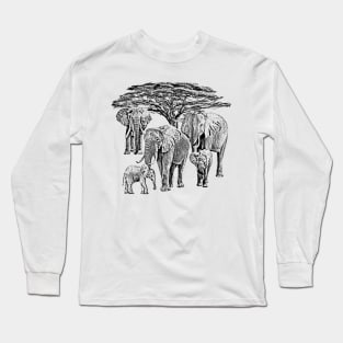 Elephants with Tree in Kenya / Africa Long Sleeve T-Shirt